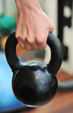 kettlebell-hand